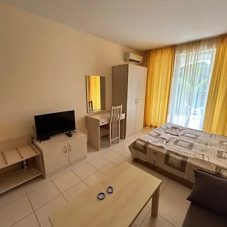 Apartment Harmony Hills Tomovi C12 *