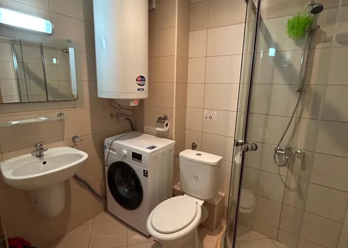 Апартамент Harmony Hills Tomovi C12 *