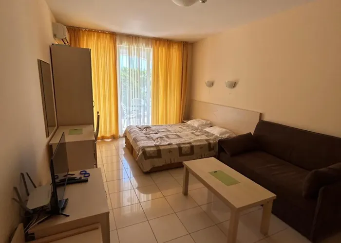 Harmony Hills Tomovi C12 Апартамент Рогачево